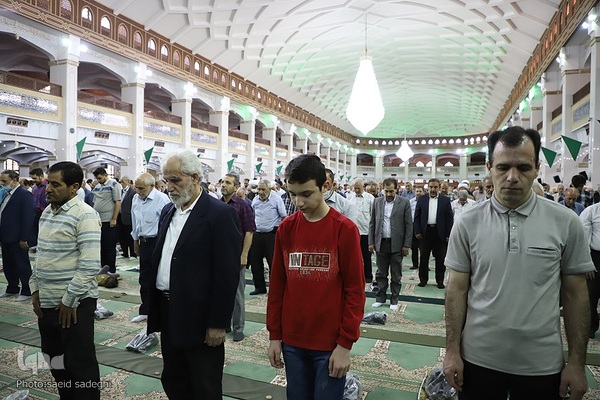 اقامه نماز عید قربان در تبریز‎‎