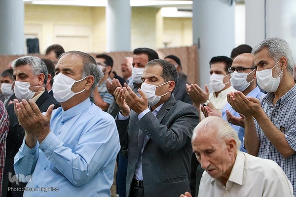 اقامه نماز عید قربان در زنجان‎‎