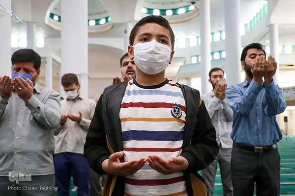 اقامه نماز عید قربان در زنجان‎‎