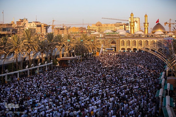 اقامه نماز عید قربان در آستان عباسی