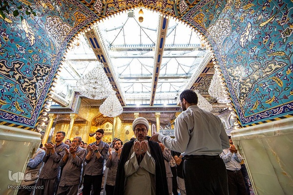 اقامه نماز عید قربان در آستان عباسی