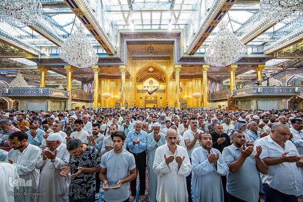 اقامه نماز عید قربان در آستان عباسی