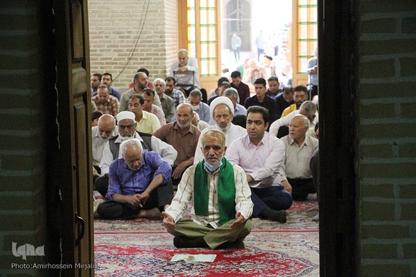 اقامه نماز عید سعید قربان در مسجد ملا اسماعیل یزد