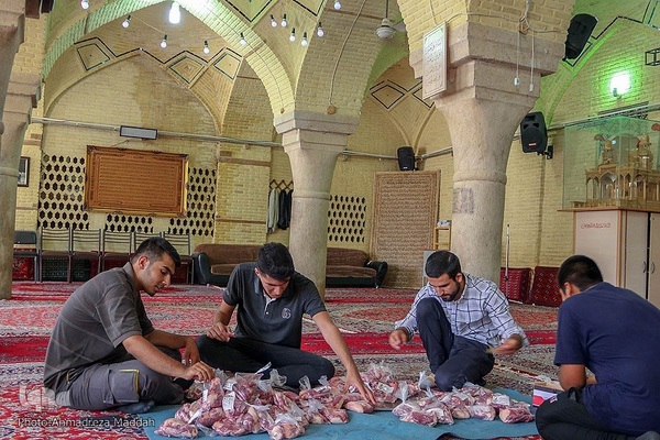 نذر قربانی برای نیازمندان در عید قربان