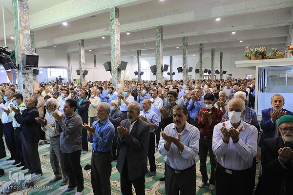 اقامه نماز عید سعید قربان در مصلای بیرجند