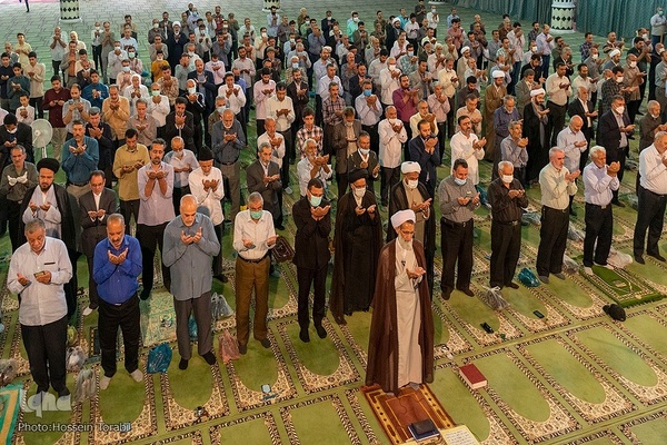  اقامه نماز عید سعید قربان در مصلی شهرکرد 