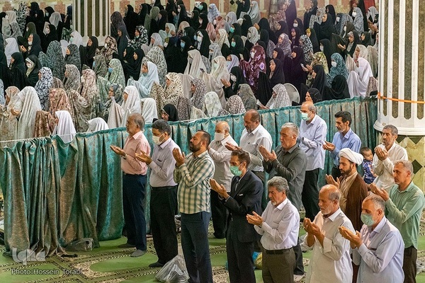  اقامه نماز عید سعید قربان در مصلی شهرکرد 