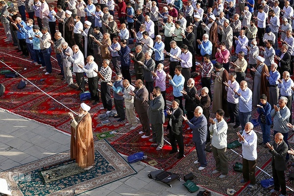 اقامه نماز عید سعید قربان در مسجدالنبی(ص) قزوین