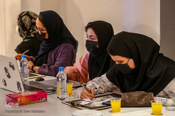 کارگاه تصویرسازی مادری از دیار آفتاب