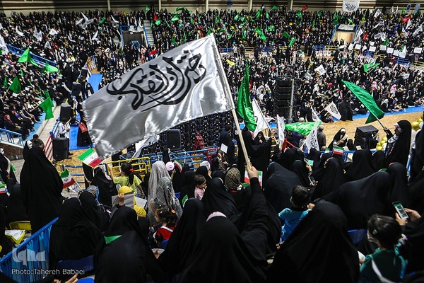 جشن بزرگ دختران انقلاب