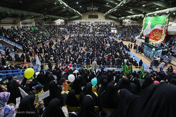 جشن بزرگ دختران انقلاب