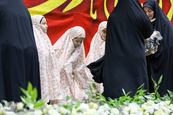 جشن بزرگ دختران انقلاب
