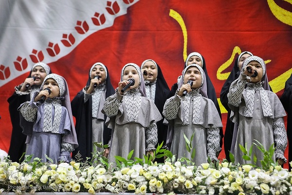 جشن بزرگ دختران انقلاب