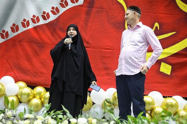 جشن بزرگ دختران انقلاب