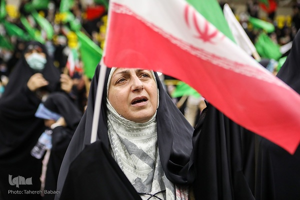 جشن بزرگ دختران انقلاب