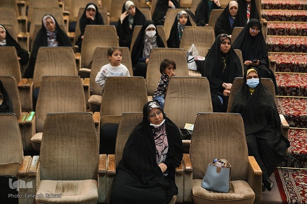 برگزاری محفل قرآنی ویژه بانوان در تالار شیخ صدوق(ره)