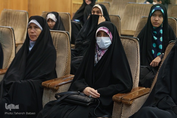 برگزاری محفل قرآنی ویژه بانوان در تالار شیخ صدوق(ره)