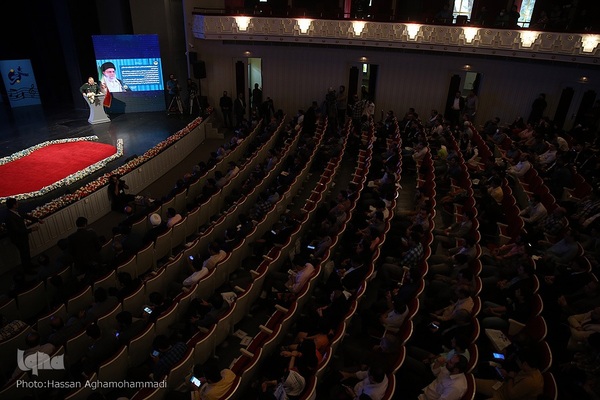 آیین اختتامیه اولین جشنواره ملی و بین‌المللی سرود فجر