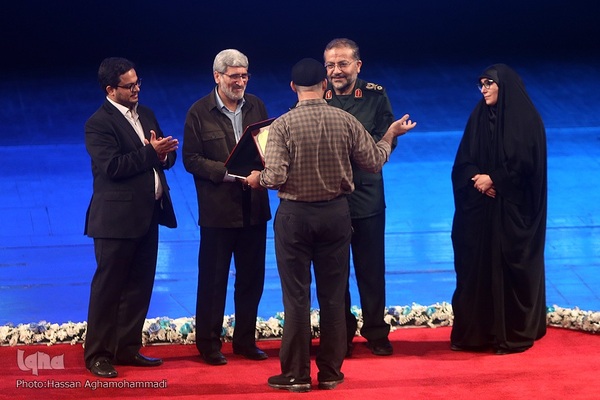 آیین اختتامیه اولین جشنواره ملی و بین‌المللی سرود فجر