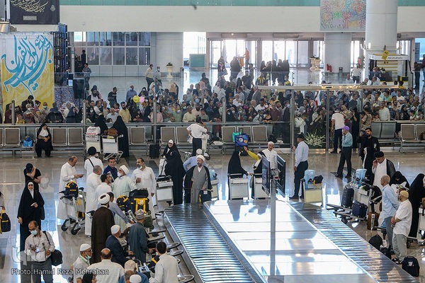بازگشت اولین «کاروان حج» به کشور