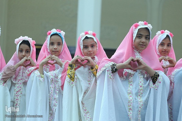 جشن تکلیف دختران دهه نودی در شیراز‎‎