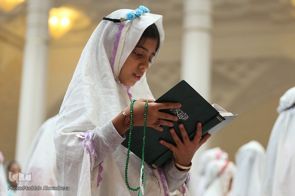 جشن تکلیف دختران دهه نودی در شیراز‎‎