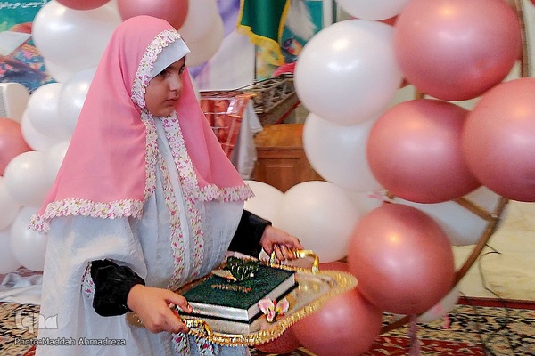 جشن تکلیف دختران دهه نودی در شیراز‎‎