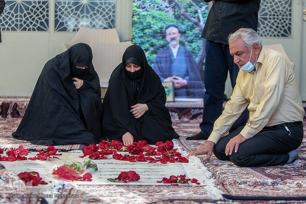 مراسم چهلمین روز درگذشت سید محمود دعایی