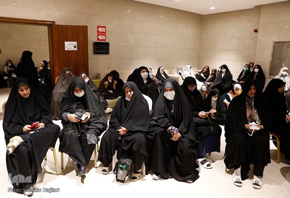 برگزاری مراسم دعای کمیل برای حجاج