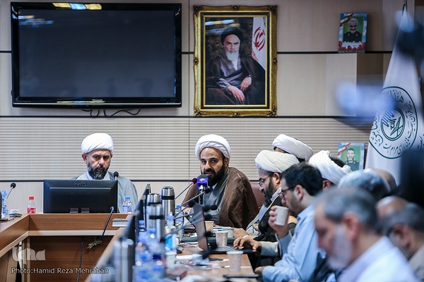 نشست خبری جشنواره قرآن و عترت مرکز خدمات حوزه علمیه