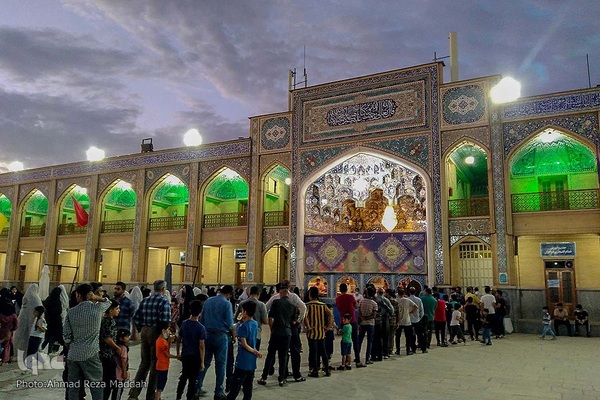 نورافشانی آستان مقدس حضرت احمدی و محمدی(ع) در شیراز‎‎