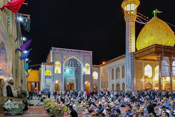 نورافشانی آستان مقدس حضرت احمدی و محمدی(ع) در شیراز‎‎