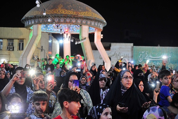 جشن عید غدیر در حرم علی‌بن مهزیار اهوازی