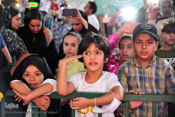 جشن عید غدیر در حرم علی‌بن مهزیار اهوازی