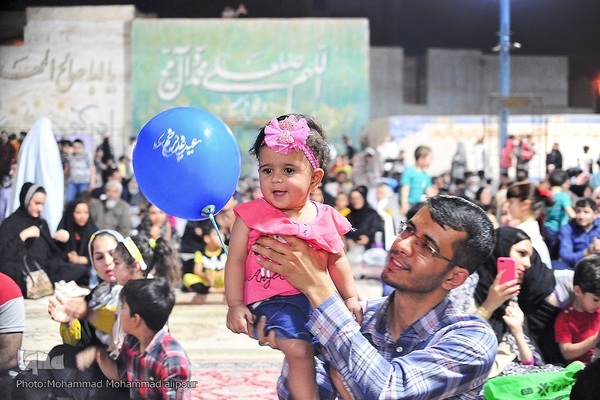 جشن عید غدیر در حرم علی‌بن مهزیار اهوازی