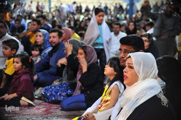 جشن عید غدیر در حرم علی‌بن مهزیار اهوازی