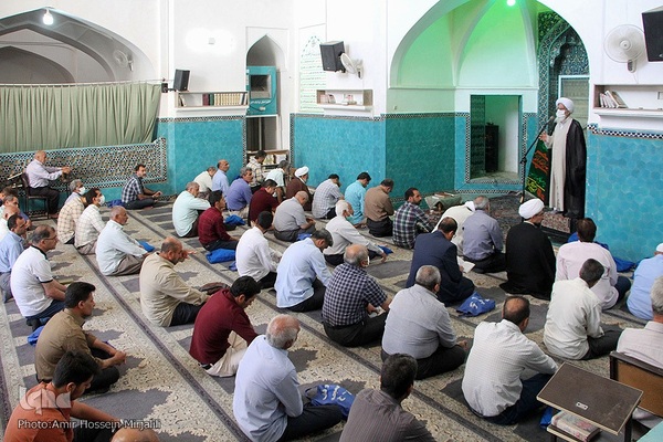 نماز عید غدیر در مسجد امیرچقماق و پیاده روی سادات در یزد‎‎