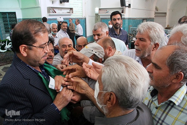 نماز عید غدیر در مسجد امیرچقماق و پیاده روی سادات در یزد‎‎