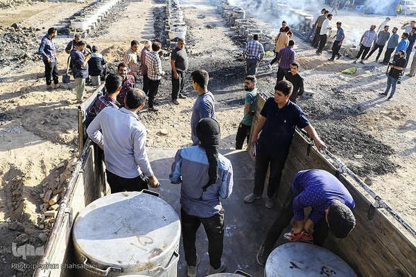 آیین پخت و توزیع ۱۵۰دیگ غذای نذری-مبارکه اصفهان ‎‎