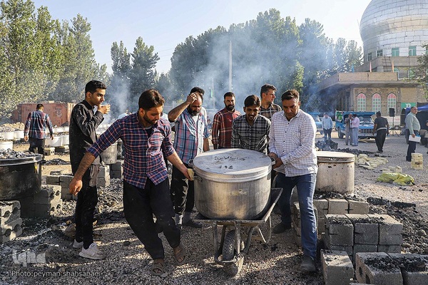 آیین پخت و توزیع ۱۵۰دیگ غذای نذری-مبارکه اصفهان ‎‎