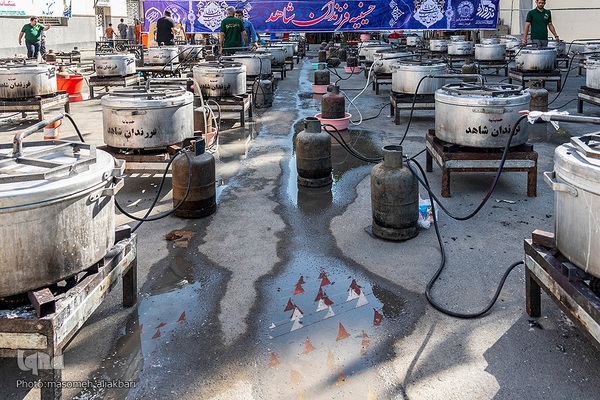 پخت و توزیع ۱۴ هزار پرس غذای گرم به مناسبت عید غدیر