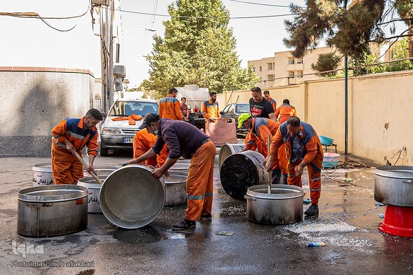 پخت و توزیع ۱۴ هزار پرس غذای گرم به مناسبت عید غدیر