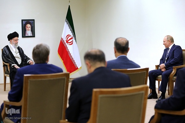دیدار ولادیمیر پوتین، رئیس‌جمهور روسیه با آیت الله خامنه ای، رهبر معظم انقلاب