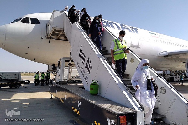 بازگشت نخستین گروه از حجاج استان فارس به شیراز