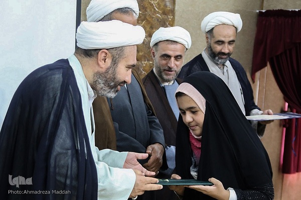آئین اختتامیه هجدهمین دوره مسابقات سراسری حفظ قرآن مؤسسه بیت‌الاحزان حضرت زهرا(س) در شیراز