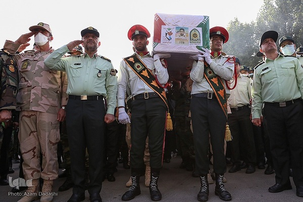 مراسم تشییع پیکر مرزبان شهید «مهدی محمدی نسب» در قزوین