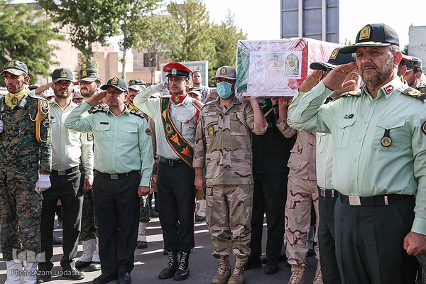 مراسم تشییع پیکر مرزبان شهید «مهدی محمدی نسب» در قزوین