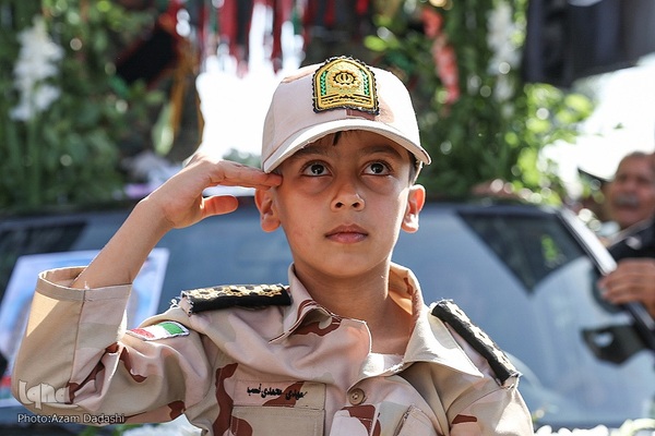 مراسم تشییع پیکر مرزبان شهید «مهدی محمدی نسب» در قزوین