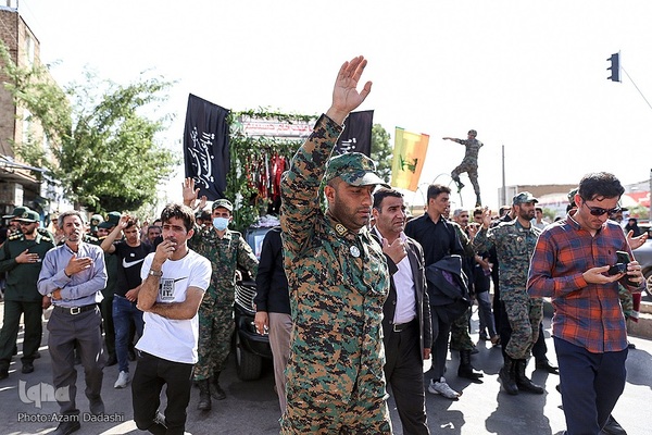 مراسم تشییع پیکر مرزبان شهید «مهدی محمدی نسب» در قزوین