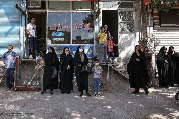 مراسم تشییع پیکر مرزبان شهید «مهدی محمدی نسب» در قزوین